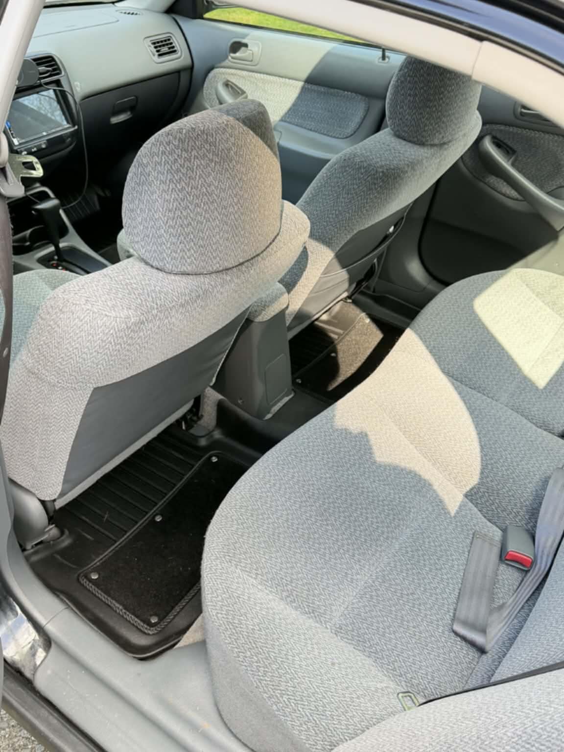 Classic Mat - Kurashikku All-Weather Floor Liners for Honda Civic 1996-2000 Hatchback/Coupe USDM Specifications (LHD model)
