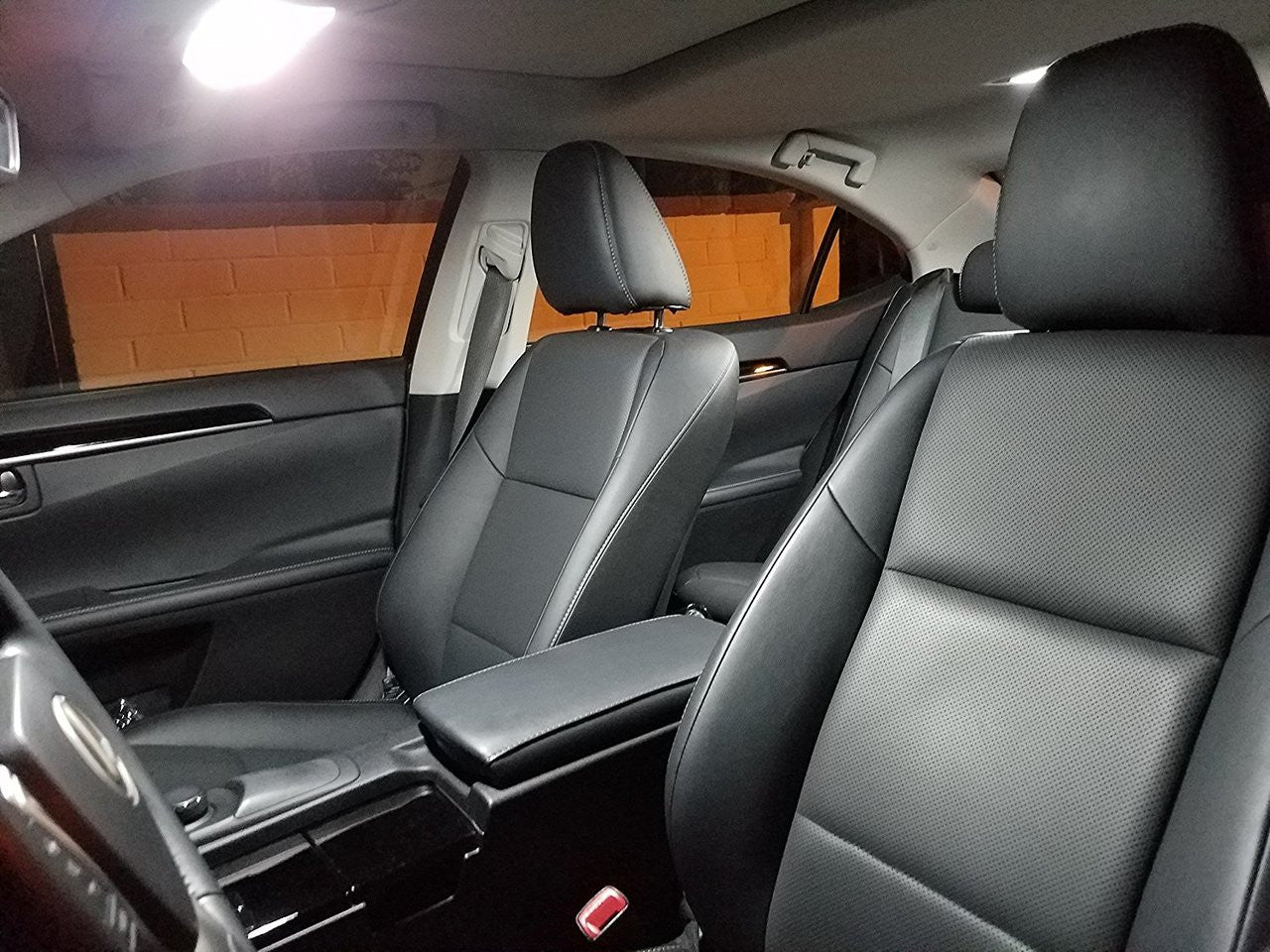 T10 Super Bright White SMD LED Light Bulb 194 168 2825 W5W Interior License door