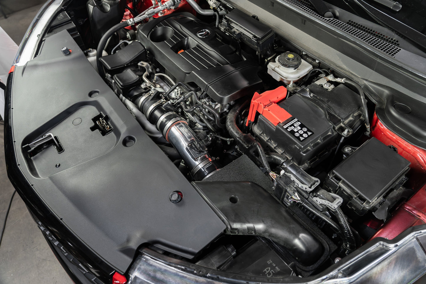 HPS Performance Air Intake Kit with Heat Shield, Polished, 827-729P