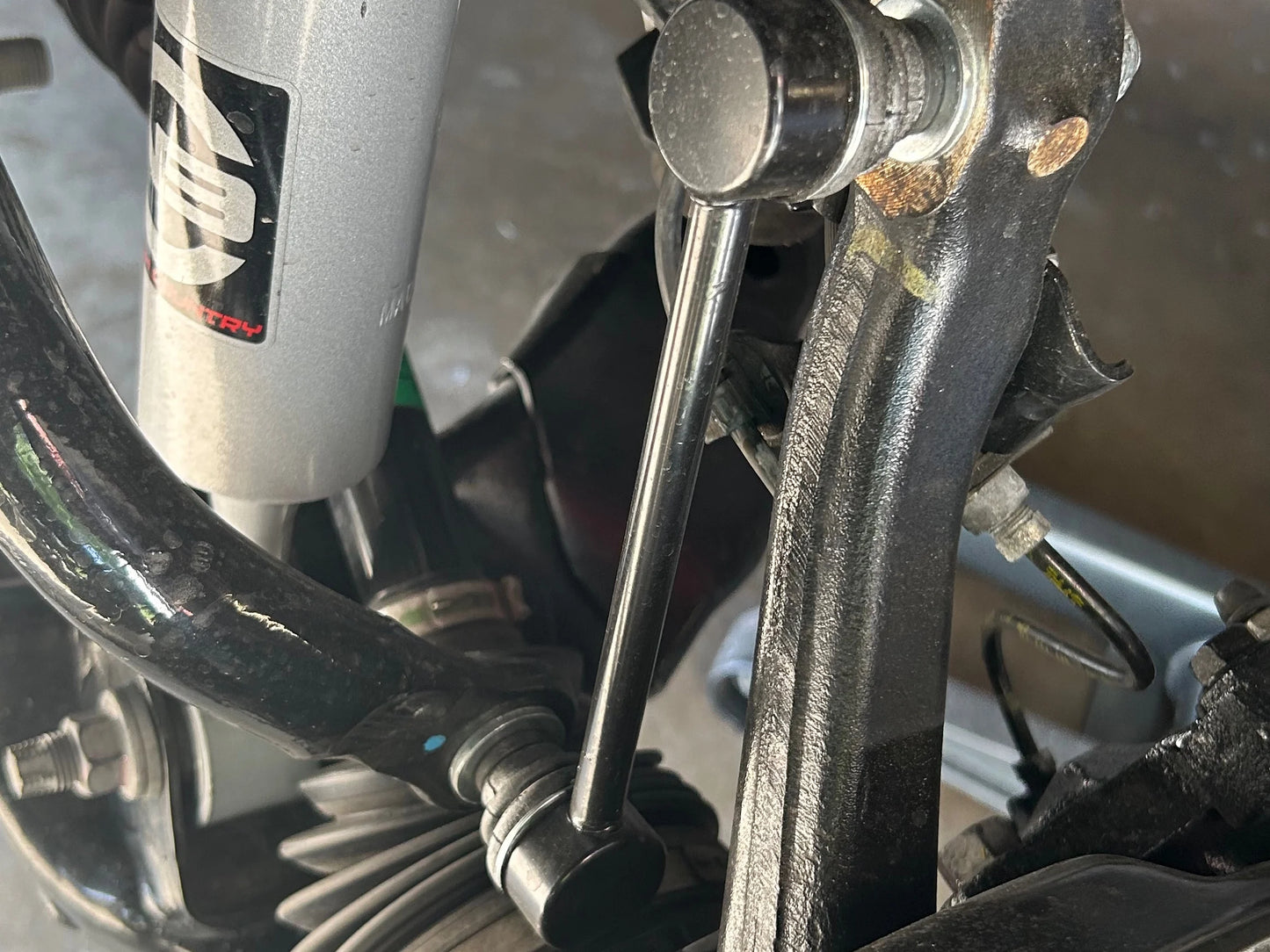 Extended Front Sway Bar End links 10-23 GX460 04-09 GX470 03-Up 4Runner 07-14 FJ Cruiser 05-23 Tacoma Freedom Off-Road