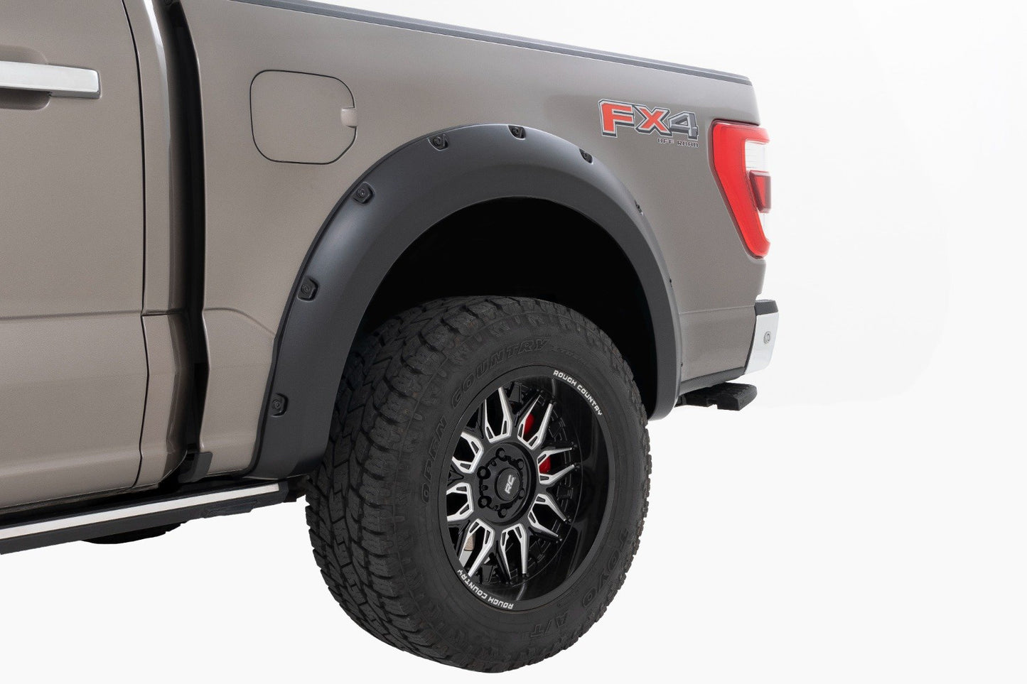 Pocket Fender Flares | JS Iconic Silver | Ford F-150 2WD/4WD (2021-2023)
