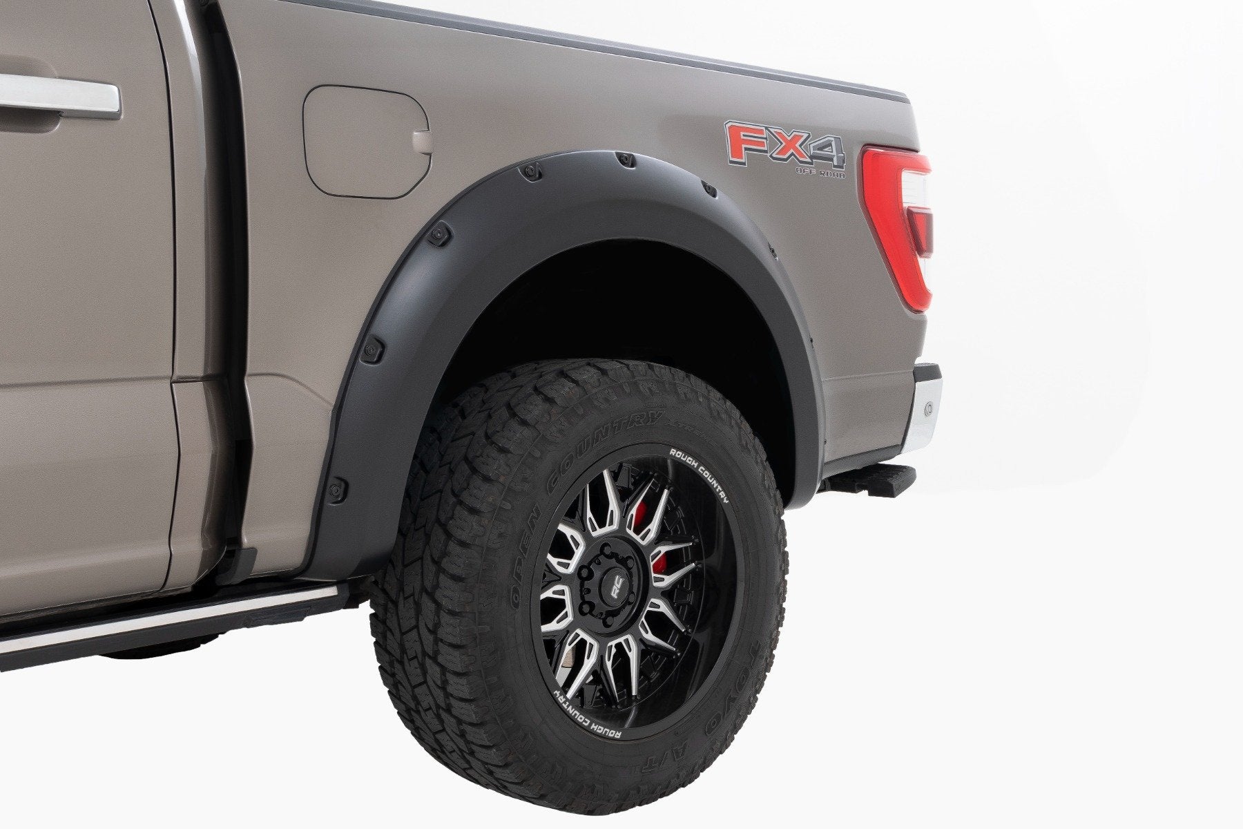 Pocket Fender Flares | JS Iconic Silver | Ford F-150 2WD/4WD (2021-2023)