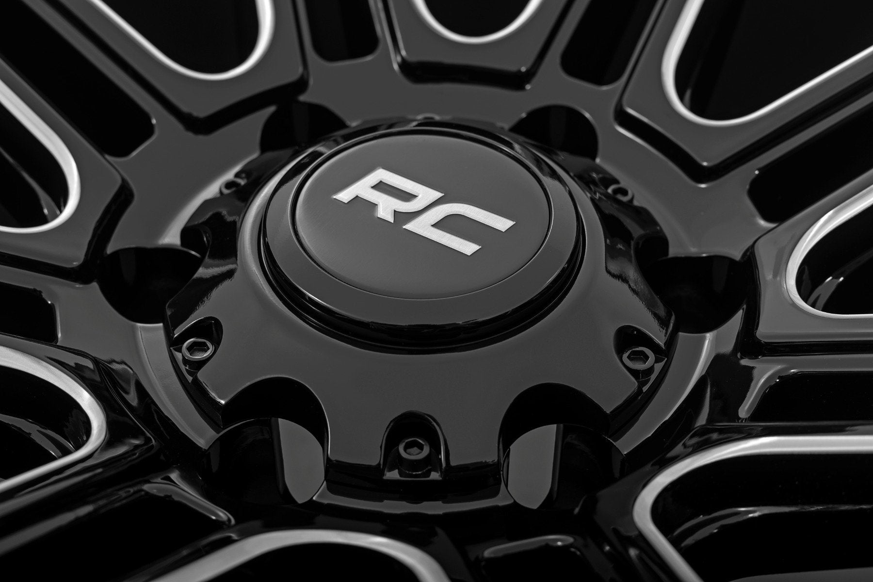 Rough Country 88 Series Wheel | One-Piece | Gloss Black | 22x10 | 8x170 | -19mm
