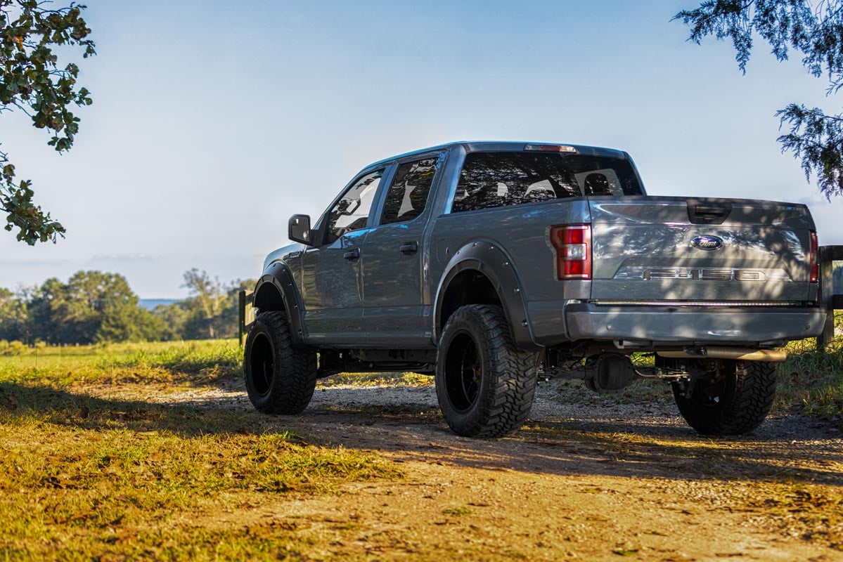 Fender Flares | Defender | UM Agate Black | Ford F-150 2WD/4WD (2015-2020)
