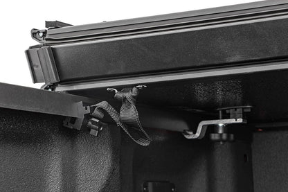Hard Folding Bed Cover | 5'7" Bed | Ford F-150/F-150 Lightning/Raptor (15-23)