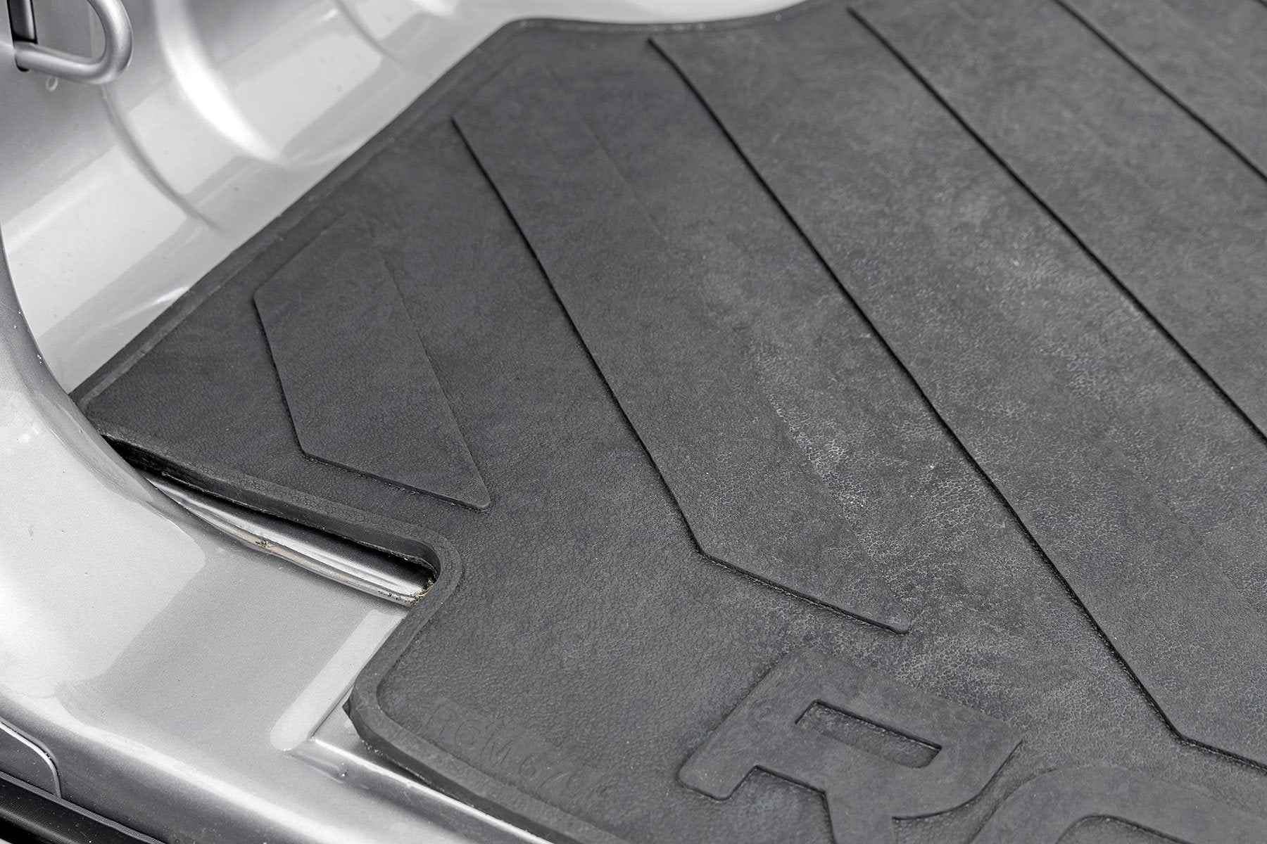 Bed Mat | 6'4" Bed | RC Logo | Ram 1500 (19-24)/1500 TRX (21-24) 