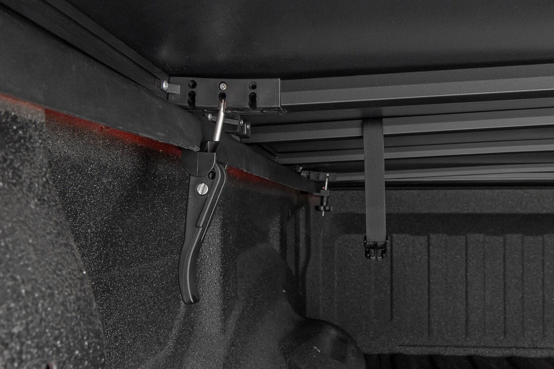 Soft Tri-Fold Bed Cover | 6'7" Bed | Toyota Tundra (07-24)